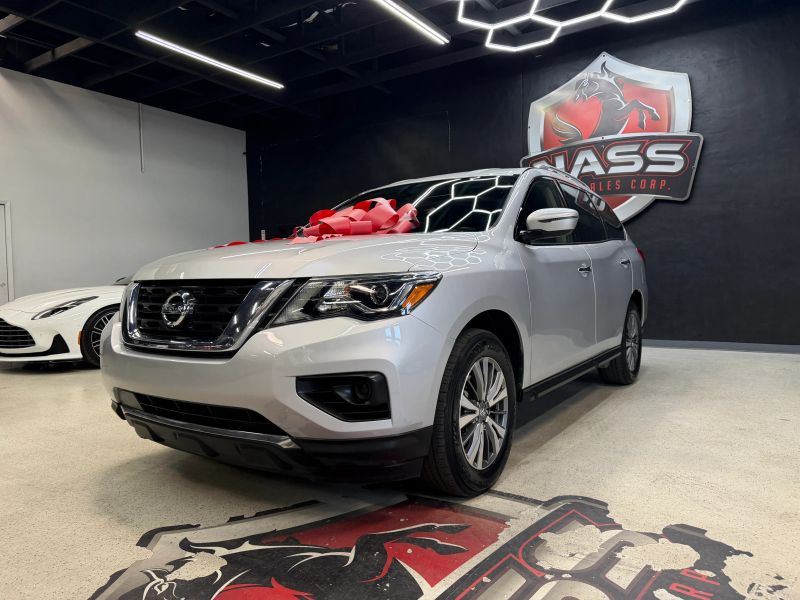 2020 Nissan Pathfinder S 4WD's photo